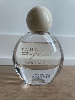 SAND + FOG Vanilla Musk Perfume - Clear Bottle with Cream Cap